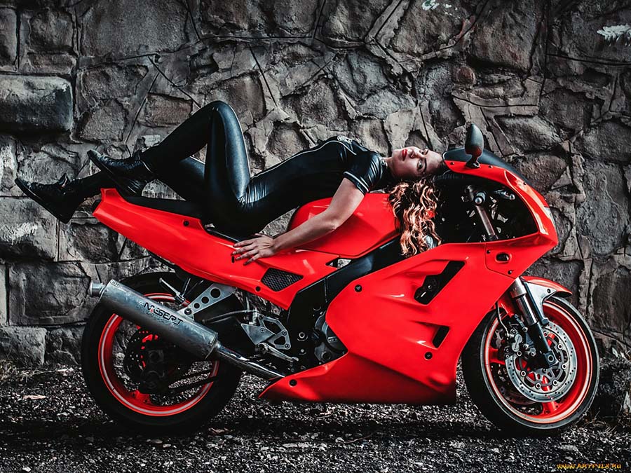 Beautiful girl Beautiful girls and motorcycles in Hyderabad